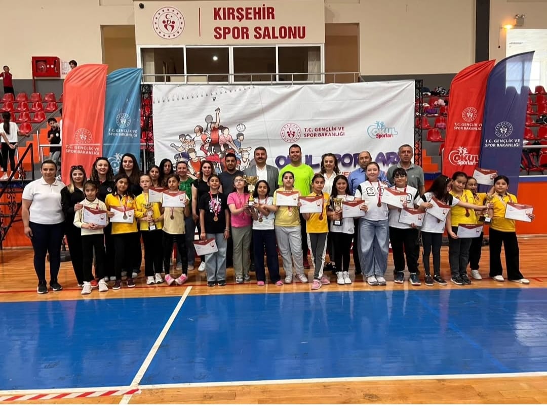 Kurumumuzdan Kareler