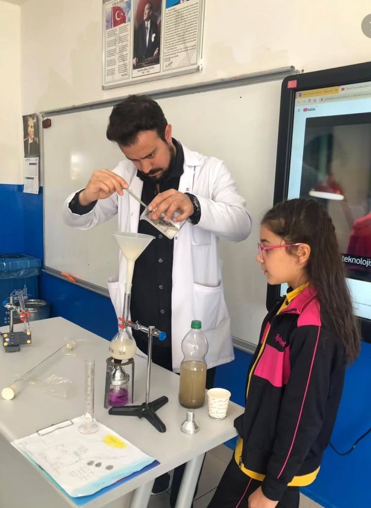 Kurumumuzdan Kareler